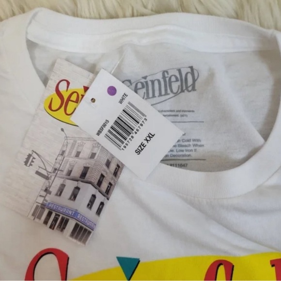 NWT, Seinfeld Group ❤️ Logo Graphic T-Shirt - Picture 2 of 2